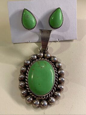 Vintage Taxco Sterling Silver Green Stone Pendant | 925 Mexico | Southwestern